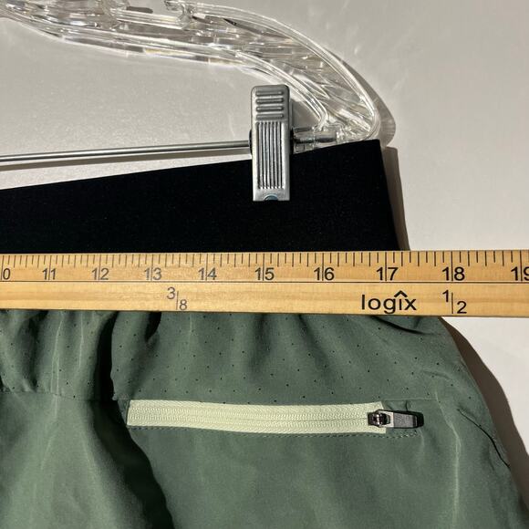 Asics Compression Shorts Green Running Gym Outerwear Shorts Men’s Size XL - Picture 5 of 7